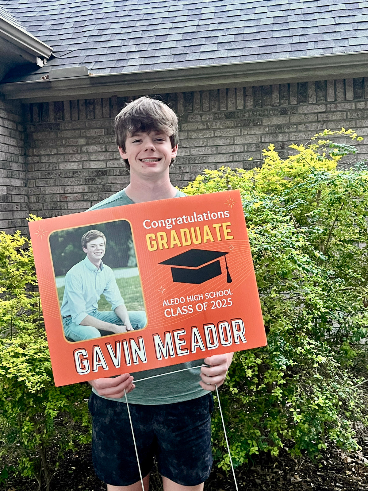Congratulations Graduate! Senior Yard Sign